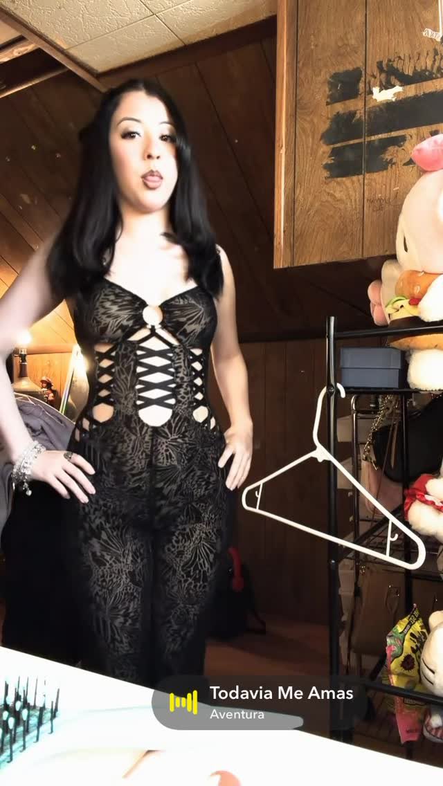 Natalia69354071's tweet photo. Sigo igualmente de putita.. lo putita jamás se me quitará me gusta mucho qué me den mucha verga por todos mis hoyitos por mi boquita y mi panocha y más si me rompen mi culito https://t.co/xh2kgEjm0Q
