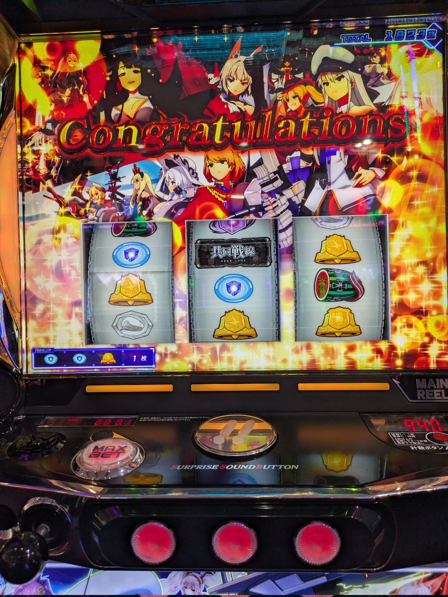 Funenn's tweet photo. 信じてたぞアズレン https://t.co/mZuJLP47Ww