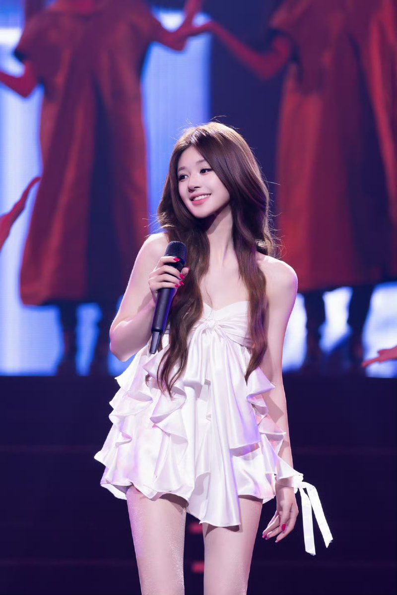 ♡ จ้าวลู่ซือ 赵露思 Thailand ♡ tweet media