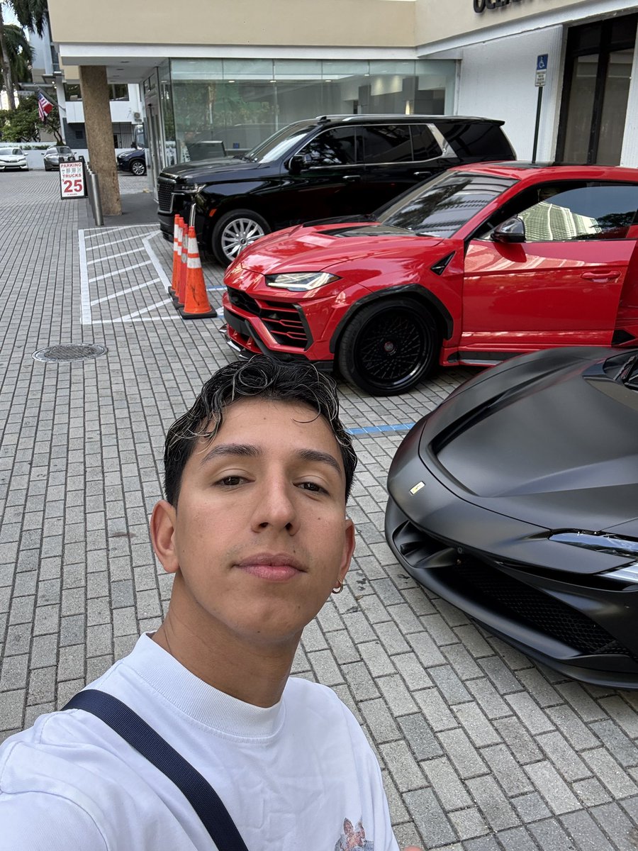 Elchantyy⚡️🚗 tweet media