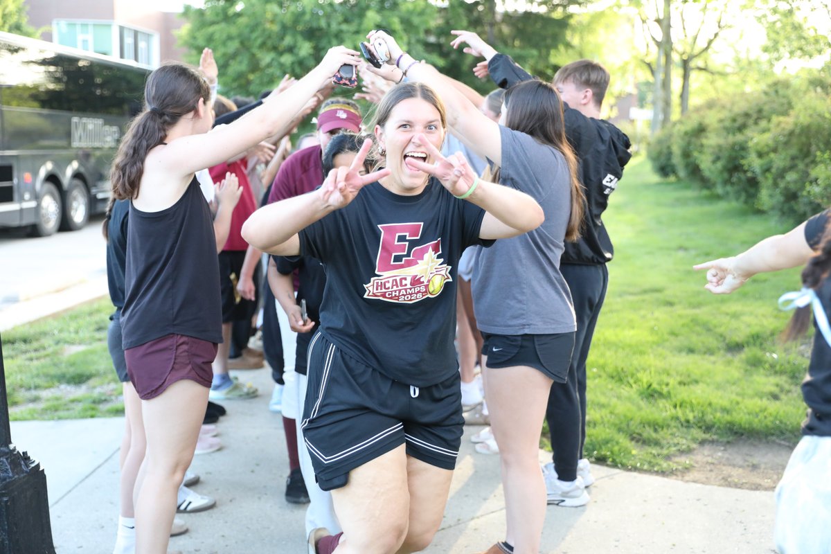 EarlhamQuakers's tweet photo. SB: The champs are home! Members of the Earlham community gatheres to welcome the 2026 HCAC Champions back to Richmond this evening!
#ffil https://t.co/9P1BlUKJC4