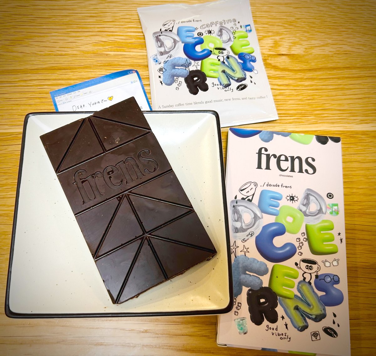 kamogawayuka's tweet photo. I received the Decode Frens x @frenschocolates collab chocolate, made for the event in Tokyo, from @chika_dod 🤍✨

She also included coffee for my work time!
I’m so grateful for this thoughtful gift 😍
With this combo, I feel unstoppable 🎨❤️‍🔥 hehe

Now I miss Tokyo even more 🗼 https://t.co/vbcN5VfSth