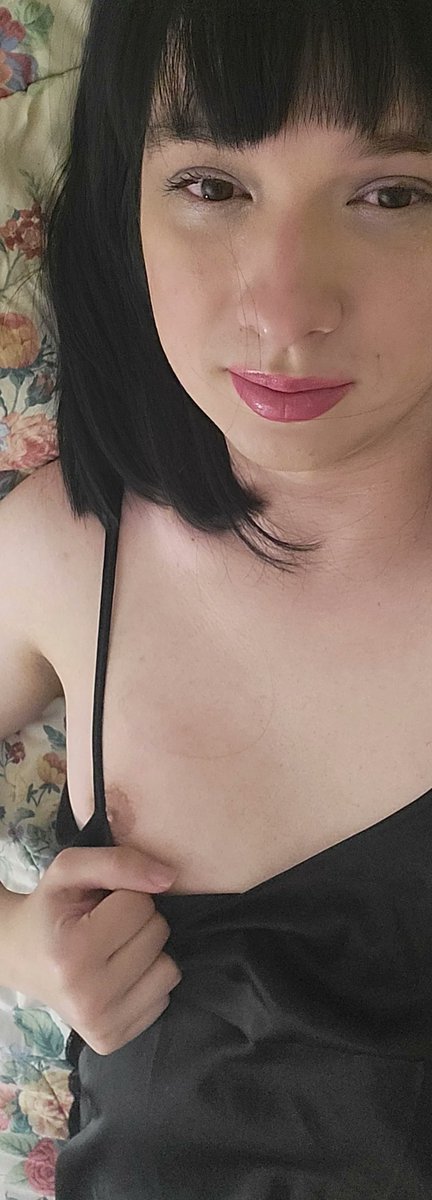 Cammisback's tweet photo. Surprise femboy titty!

#femboy #sissy #tgirl https://t.co/FVgOa6HrwP