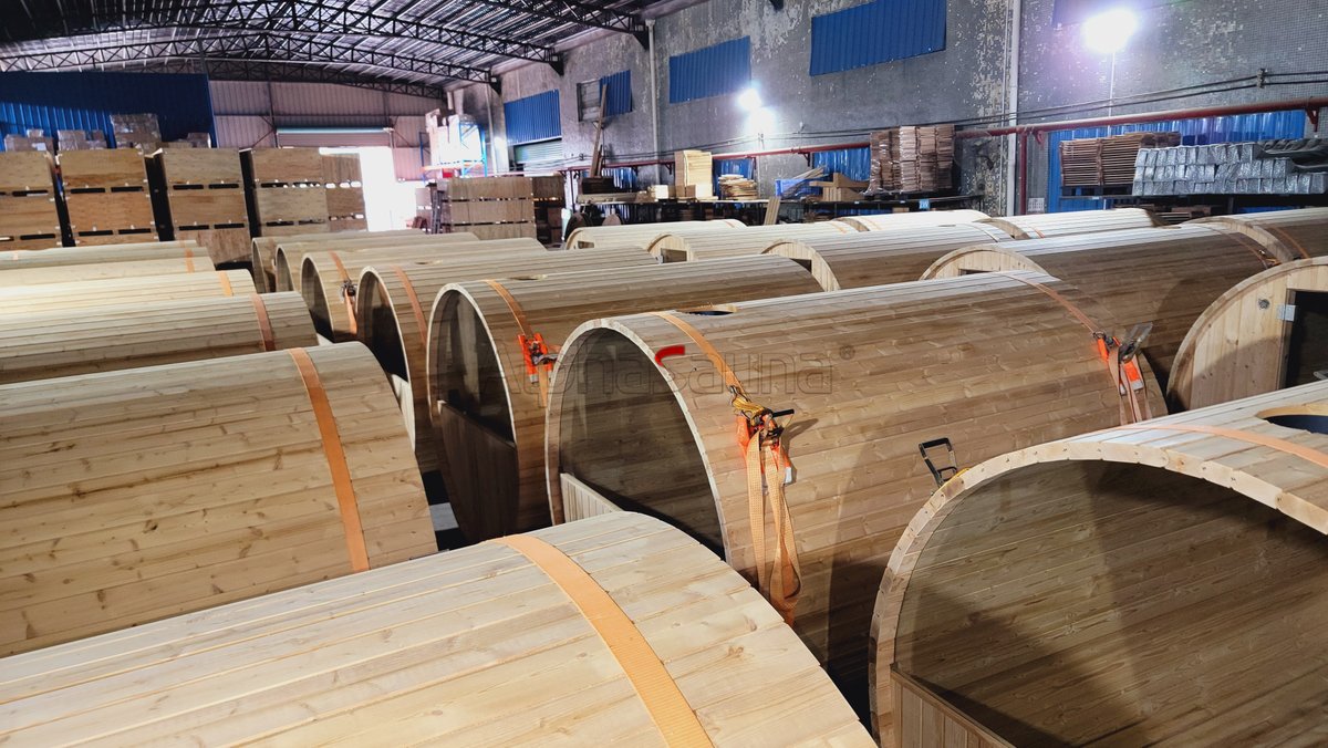 Alphasauna's tweet photo. From raw timber to finished sauna rooms — every detail matters.

At Alphasauna, we focus on scalable manufacturing, custom sauna solutions, and reliable delivery for distributors, resorts, and wellness projects worldwide. 🔥 https://t.co/l6Zl8J5fuj