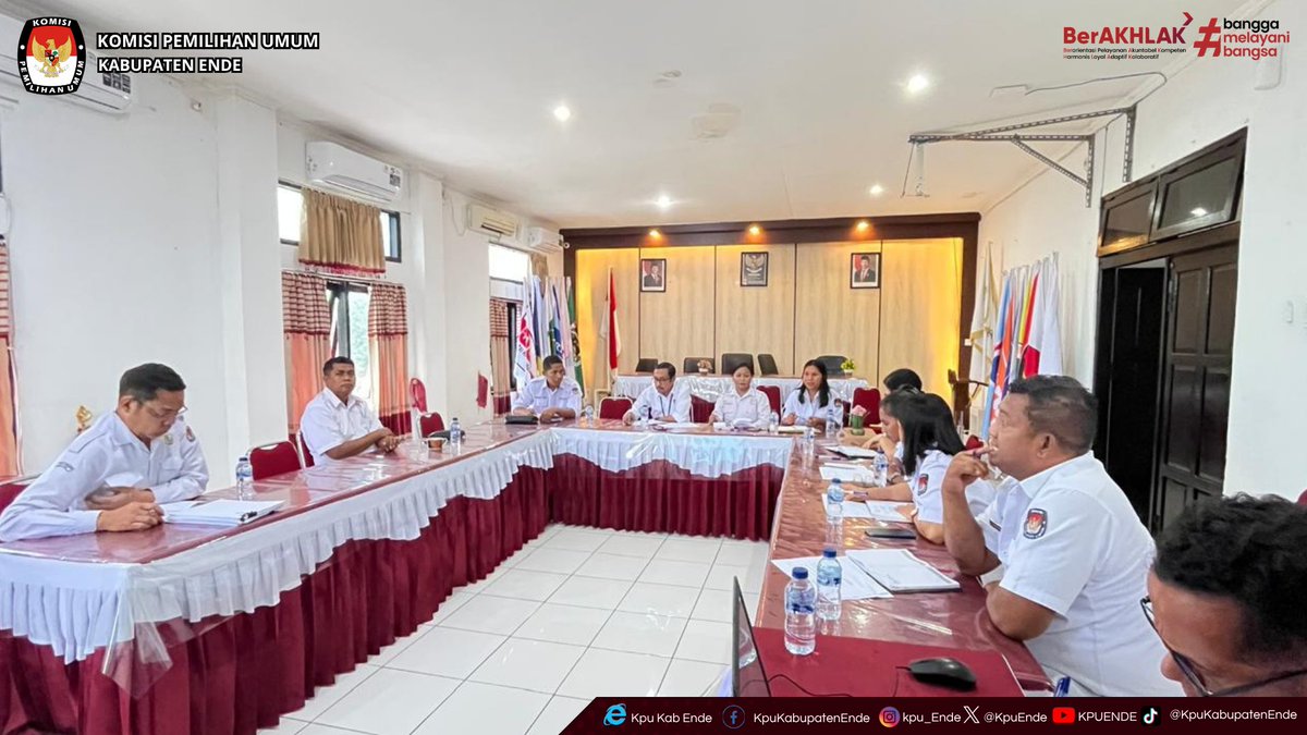 KpuEnde's tweet photo. #temanpemilih, Komisi Pemilihan Umum (KPU) Kabupaten Ende menggelar Rapat Pleno Rutin di Aula KPU Kabupaten Ende, (Senin 11/05/2026).

#KPUMelayani
#kpukabupatenende https://t.co/k2CQhUJEJ9