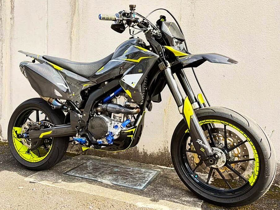 bark_mg's tweet photo. Raven.
デカール装着イメージ
※お客様の車両
#WR250X #モタード #オリジナルデカール https://t.co/HvvJCD1asH