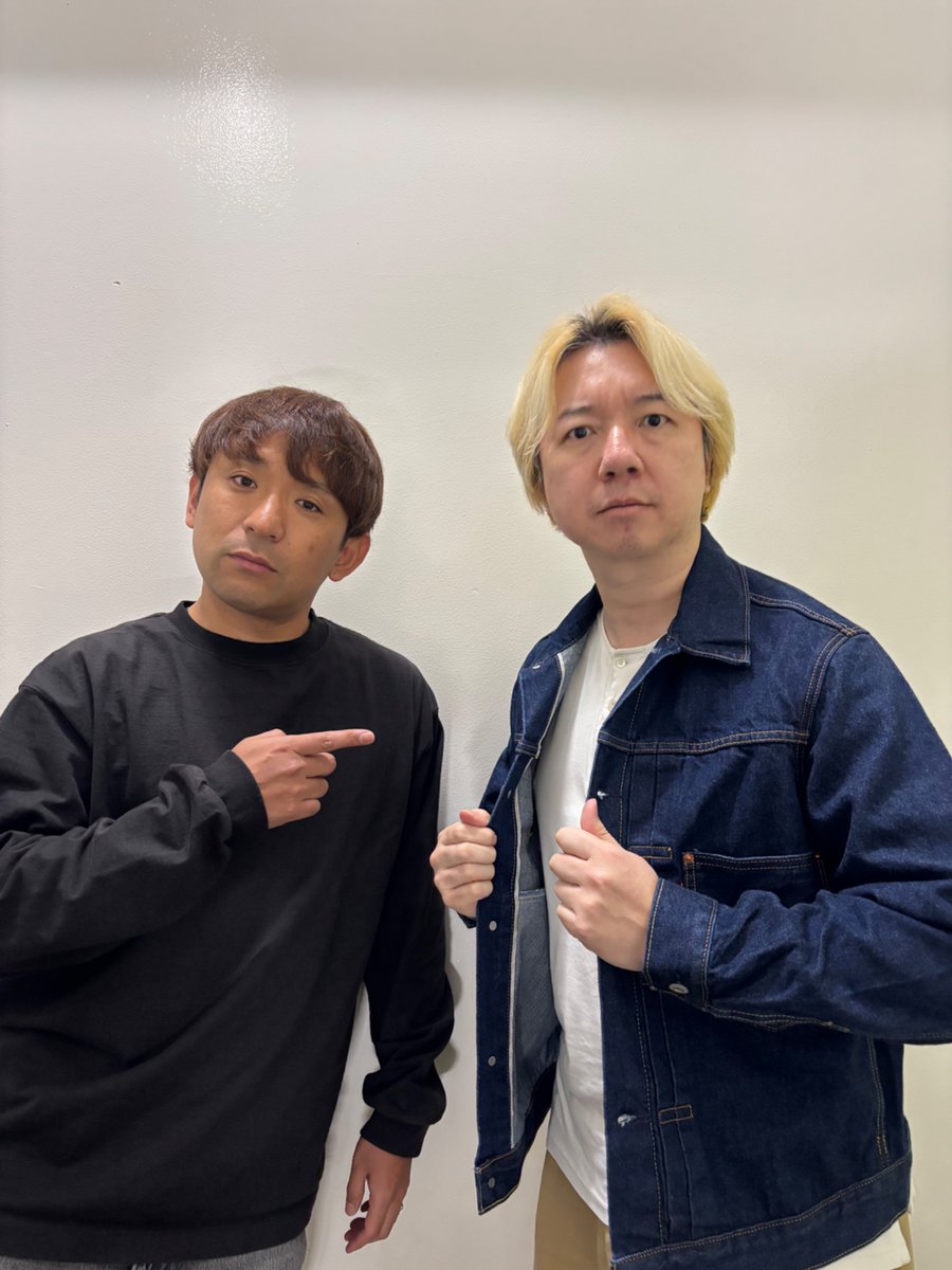 LightningC0707's tweet photo. #45 【2人の芸人前夜】

芸人を目指す息子との向き合い方について

✔ 酒井、初めてのネタ
✔ 相田、30までに売れないと
✔ 売れないのに楽しそうな人達
✔ ジーパンを履き続けた酒井
✔ 相田への誕プレ
✔️ 小嶋社長へのDM

▼ハッシュタグ
#相田酒井ライカタ https://t.co/PDQuKSzWvE