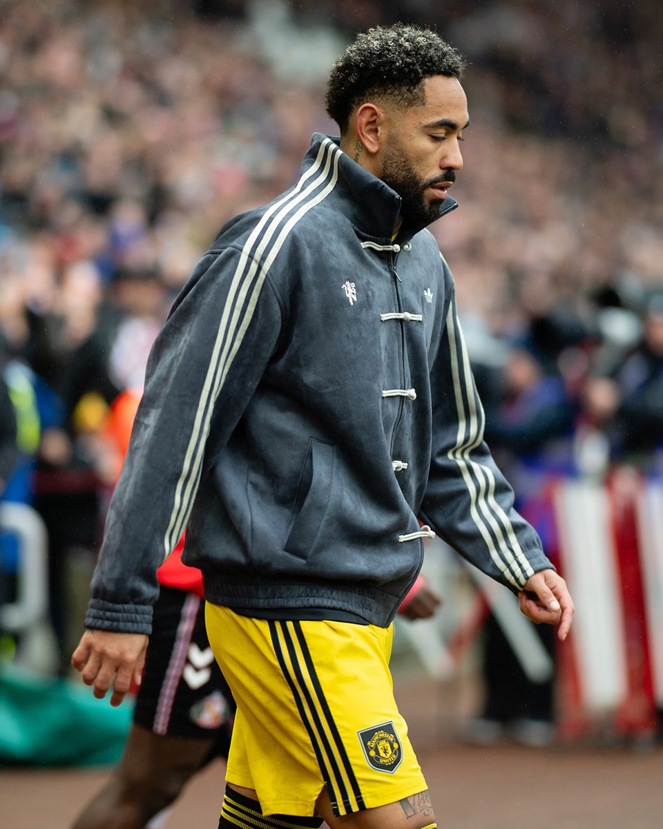 Manchester Customs Manchester United’s custom adidas Chinese New Year pre-match jackets ...
