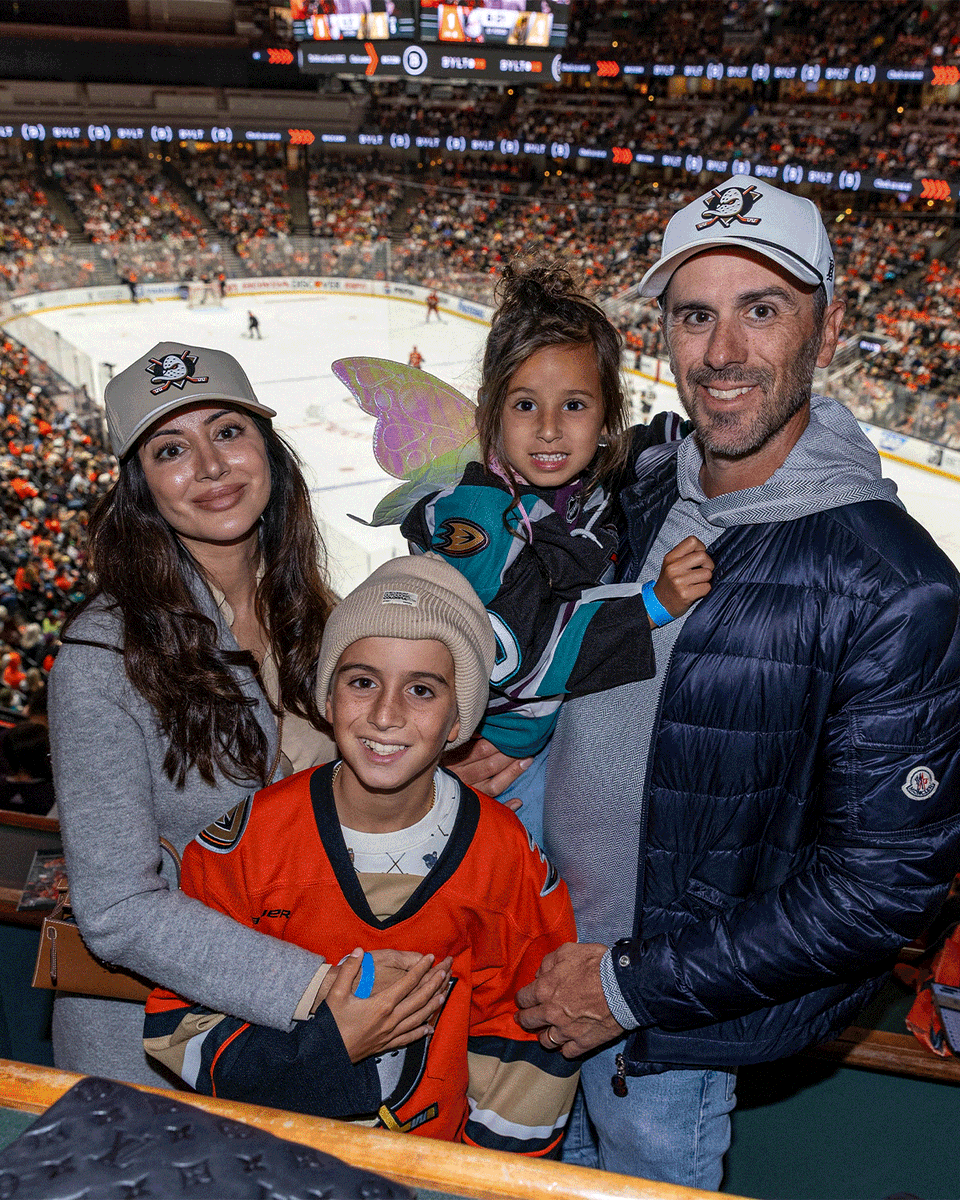 x - Anaheim Ducks tweet media