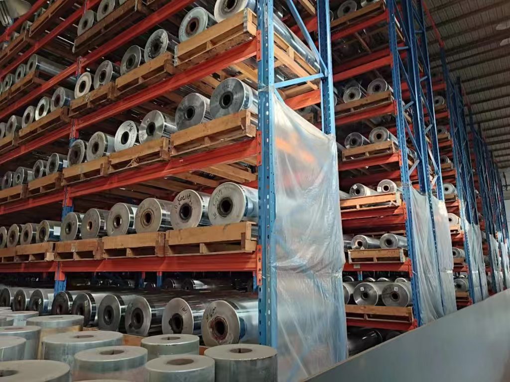 _nfzb1993's tweet photo. Industry learning in action! ✨

Our Nanfang team completed a successful supply chain study tour, visiting three leading decoration material and furniture manufacturers.

We're committed to growing with our industry.

#ManufacturingExcellence #WoodGrainDesign #IndustryLinkage https://t.co/ordD2ep7YG