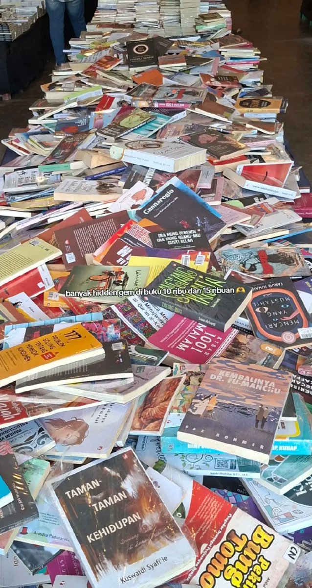 widhiuw's tweet photo. Halo. Aku open jastip BAZAR BUKU DIVA PRESS nih. 
Fee start 3k per item.
Pengiriman dr Jogja, bisa pakai ekspedisi manual atau via marketplace. 

Join grupku buat ikutan live shopping saat live shopping berlangsung
Grup: https://t.co/XX8W1kj6b9 https://t.co/pHjvBYHlly