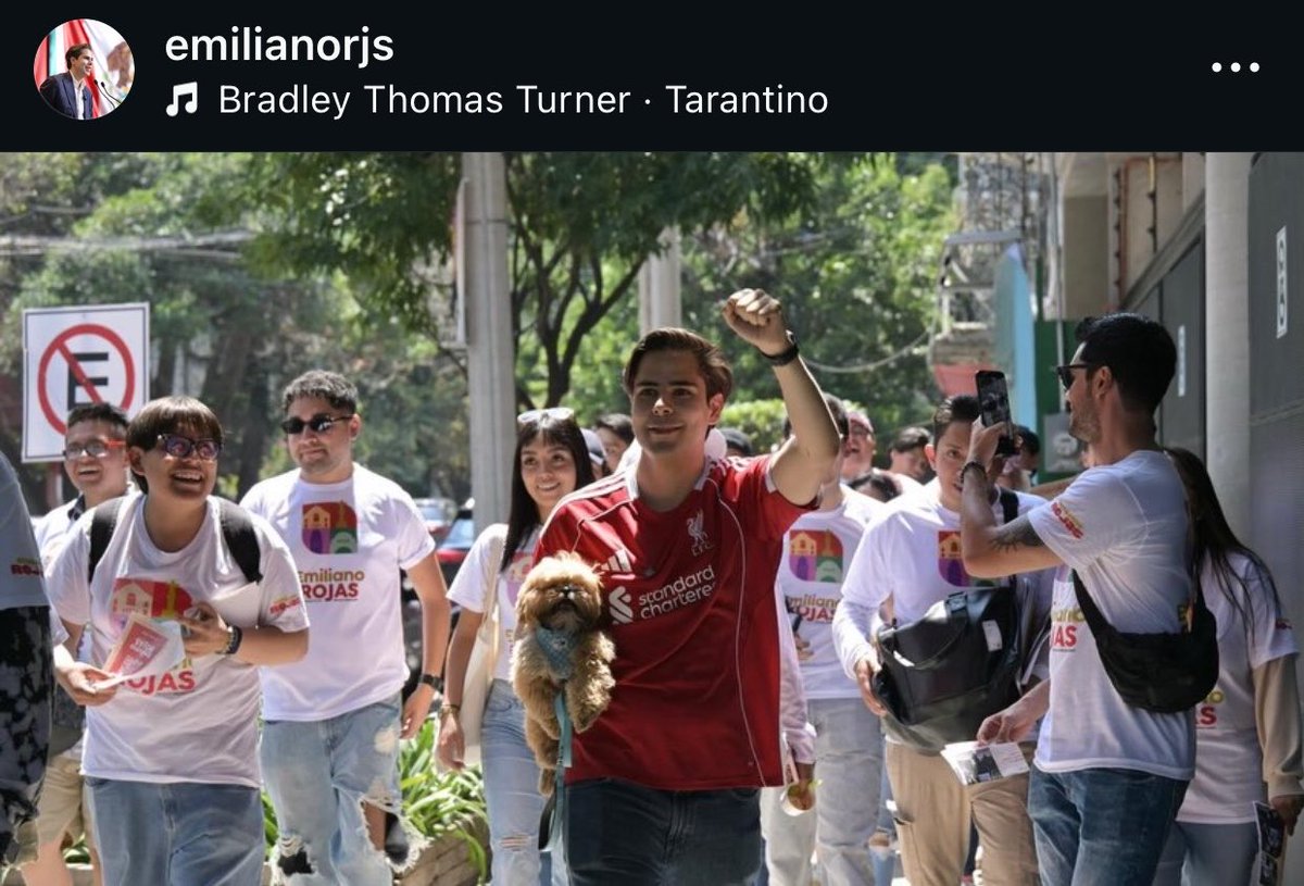 Rodrigohatsumo's tweet photo. El mismo perro de la #Violentadora lo trae su hijo haciendo PRE CAMPAÑA en la #Cuauhtemoc 
¿Porque permites @RicardoMonrealA ?
Haciendo precampaña con animalitos que su mamá maltrata 
MITÓMANA 
@MrDoctorOficial @SergioMayerb @FiscaliaCDMX @OSWALDORIOSM 
https://t.co/dGiiuCuv1c https://t.co/nDHKKCVhbr