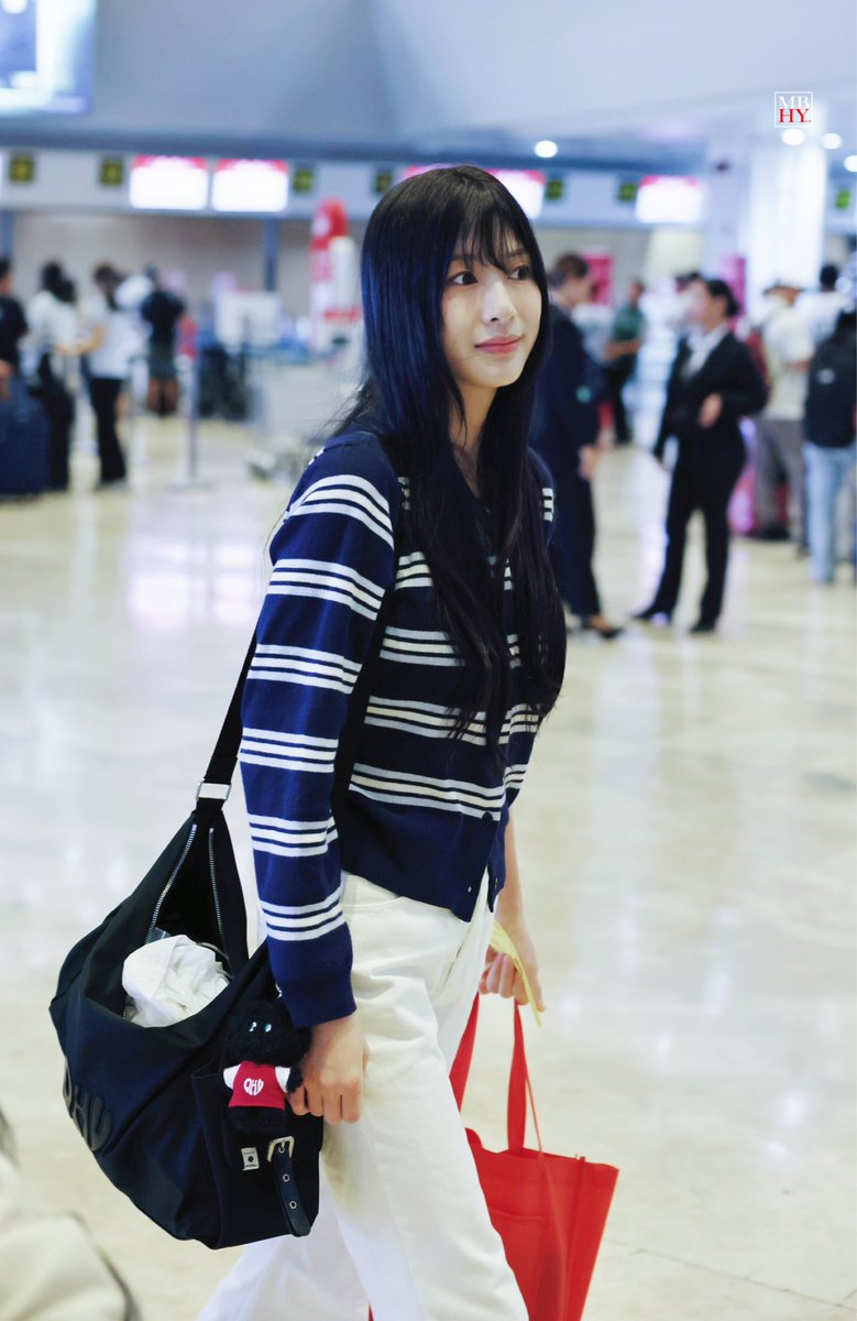 Mostbeautifulhayoung tweet media