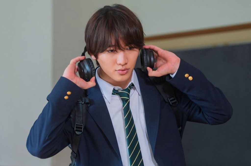 個々 tweet media
