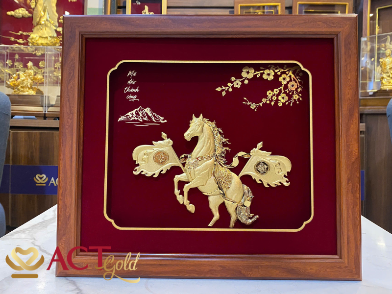 _actgold's tweet photo. Quà tặng tranh ngựa dát vàng 24K ACT GOLD
https://t.co/49YsiseChZ
#quatang
#madaothanhcong https://t.co/V5TGqKXnyy