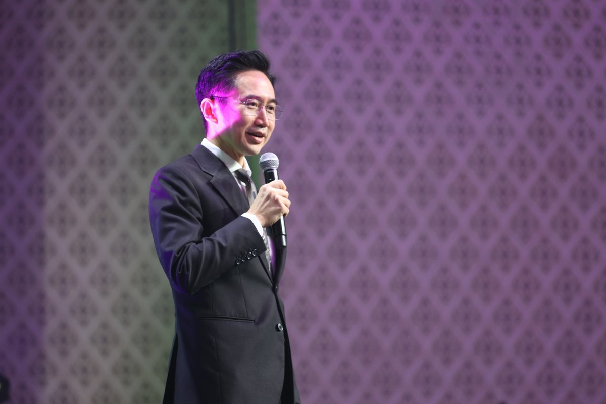 MatichonOnline's tweet photo. 11 พ.ค. 69 : ศ. ดร.ยศชนัน วงศ์สวัสดิ์ รองนายกรัฐมนตรี และรัฐมนตรีว่าการกระทรวงการอุดมศึกษา วิทยาศาสตร์ วิจัยและนวัตกรรม (อว.) ที่จะมาปาฐกถาพิเศษ หัวข้อ ‘นวัตกรรมเปลี่ยนประเทศ’ ในงานสัมมนา Matichon X AIS Forum 2026: Innovation Changes Thailand ‘นวัตกรรมเปลี่ยนประเทศ’
.
#Matichon #InnovationChangesThailand #มติชน #49ปีมติชน #นวัตกรรม #เศรษฐกิจ #นวัตกรรมเปลี่ยนประเทศ #เอไอเอส #AIS