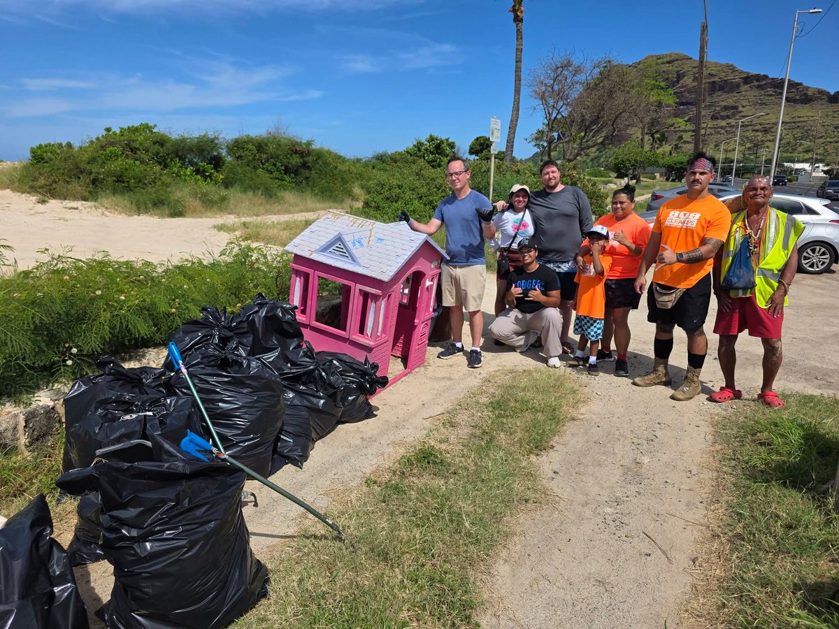 808cleanups tweet media