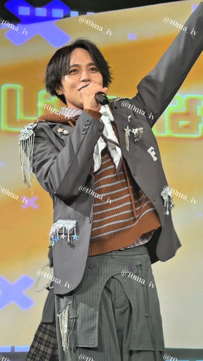 けん tweet media