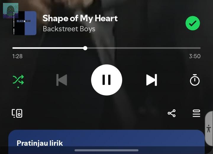 💚  mau dooong saranin lagu inggris yg manis &amp; berbunga2 kaya lagu ini😭 mau didengerin tiap pagi biar mood bagus
