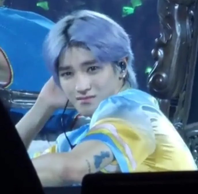 NCT20RESONANCE's tweet photo. now that fandom wanted to own the ocean 😭 TAEYONG was literally in the NAVY???? https://t.co/yWkz2Wzvt4