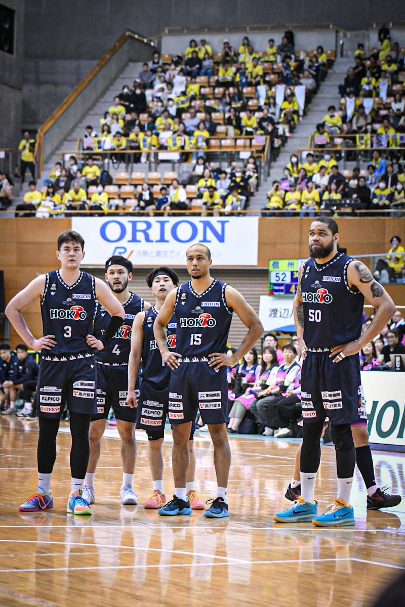 success7_7's tweet photo. 選手を信じる!
そして、、、絶対に勝つ
ファイヤーは信州のハートに着火🔥
アルプス🏔️は崩れない!!
#信州ブレイブウォリアーズ
#for2
#for7
#for12
#THREEMOREWINS https://t.co/qrVIg9UzGL