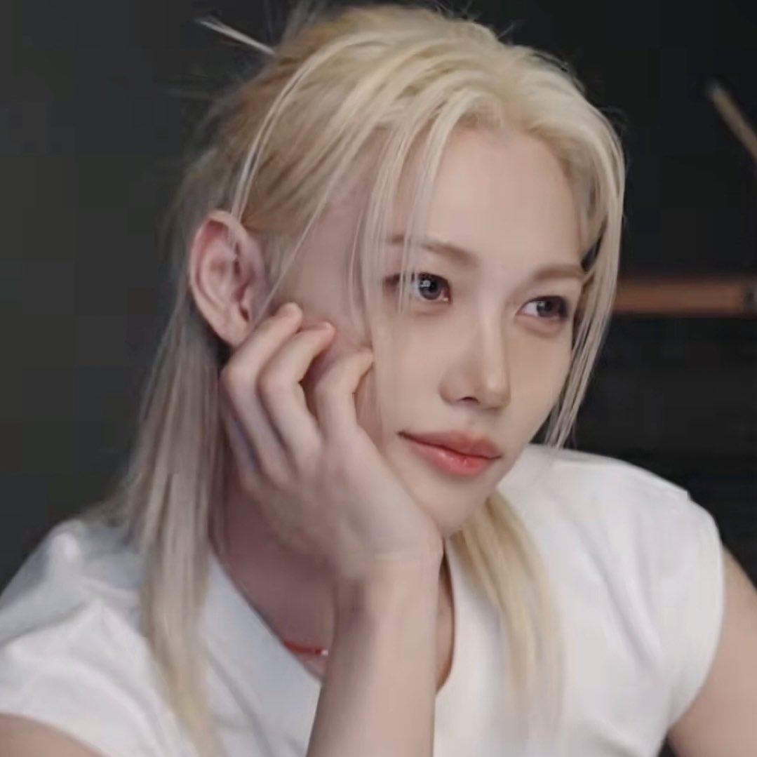 진짜 얼굴뭐지