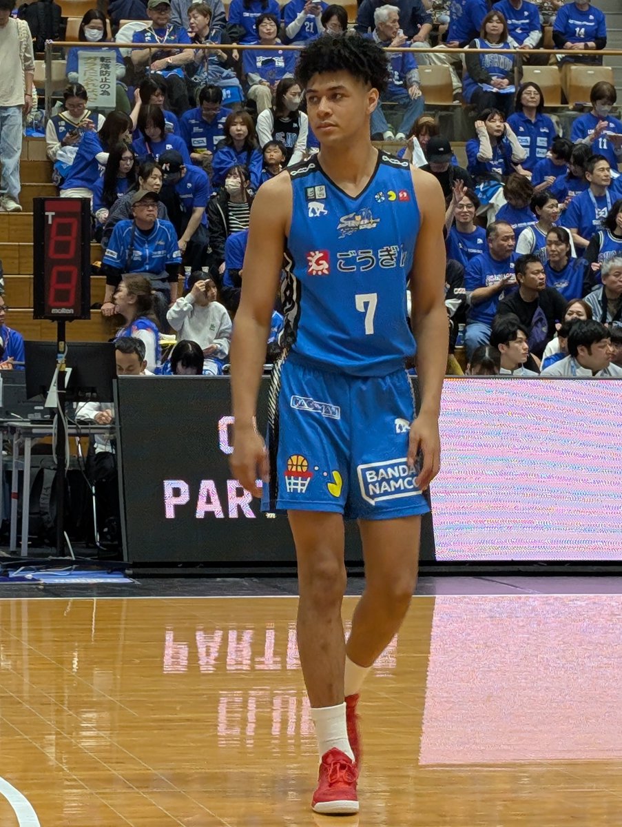 susa_magic7's tweet photo. ◤￣￣￣￣￣￣￣￣￣￣￣￣￣￣ 
　2026-27 SEASON 
                       ブースター契約締結
＿＿＿＿＿＿＿＿＿＿＿＿＿＿◢
この度、島根スサノオマジックならびに介川アンソニー翔選手と2026-27 SEASONのブースター契約(継続)を締結しましたので、ご報告いたします。
#島根スサノオマジック https://t.co/NDqEbZZHpt