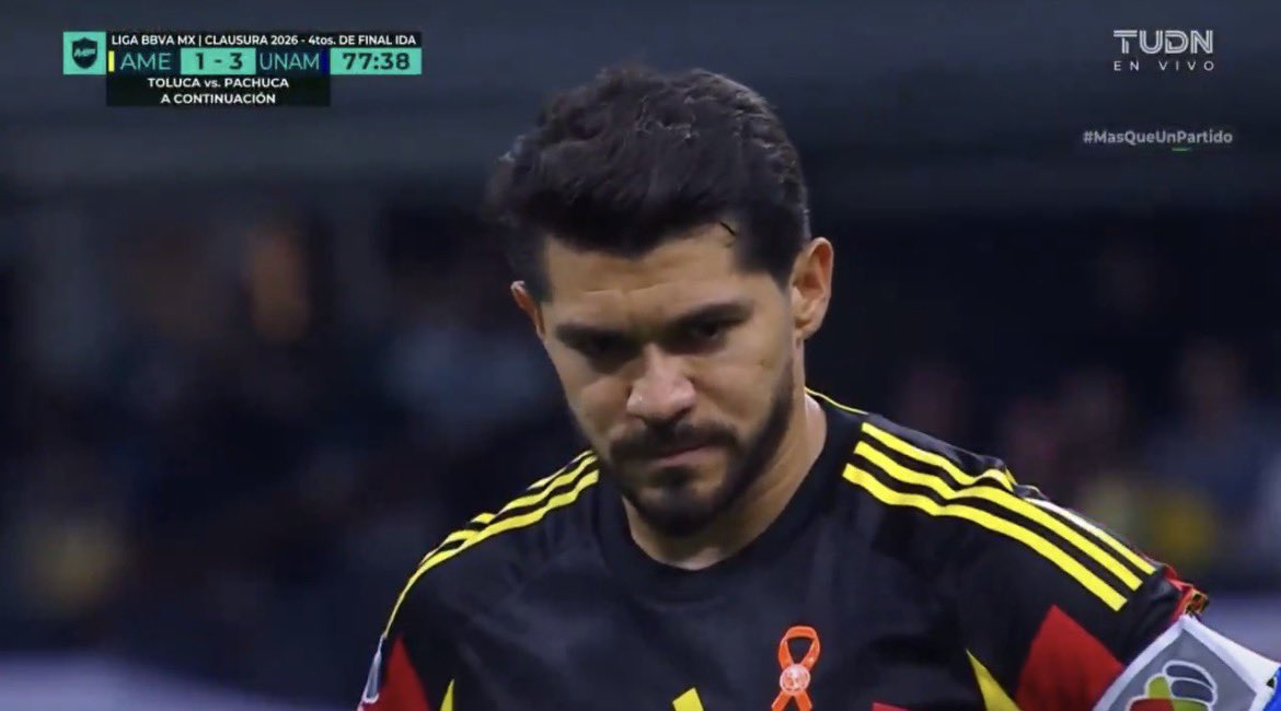 Henry Martín pidió tirar el penal porque ya nos había dado todo esto, tristemente hoy le tocó fallar y duele mucho.

Pero este tipo es una leyenda del América, solo queda perdonarlo.

Todos fallamos en la vida.