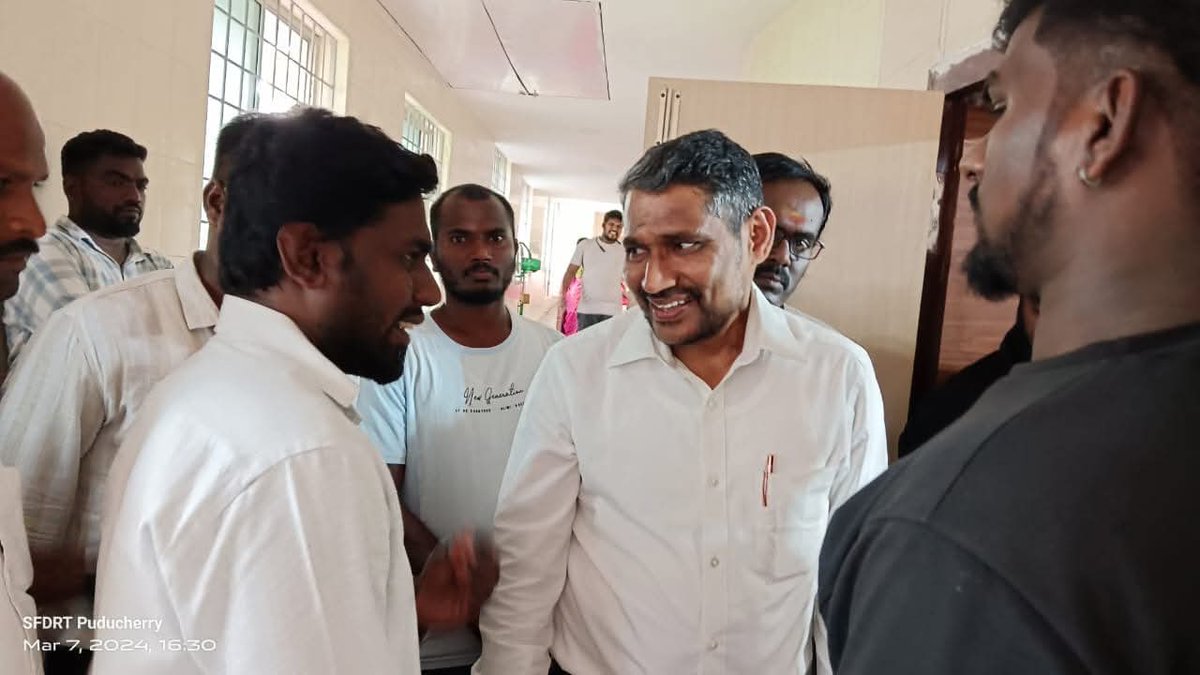 SathishCho's tweet photo. தலைவர் எழுச்சித் தமிழர் அவர்களின் போர்ப்படை தளபதி 
போராளி அண்ணன்@VanniTamizhVCK அவர்களுக்கு பிறந்தநாள் வாழ்த்துகள்

உங்கள் குரல் சனாதனத்திற்கு எதிராய்
சனநாயகக் குரலாய் மதச்சார்பின்மை காக்க
சட்டமன்றத்தில் ஒலிக்கும்
சட்டமன்றத்தின் சனநாயகத்தை காக்கும் குரலாக நீங்கள் இருக்கிறீர்கள் https://t.co/R6YGWFW1Qh