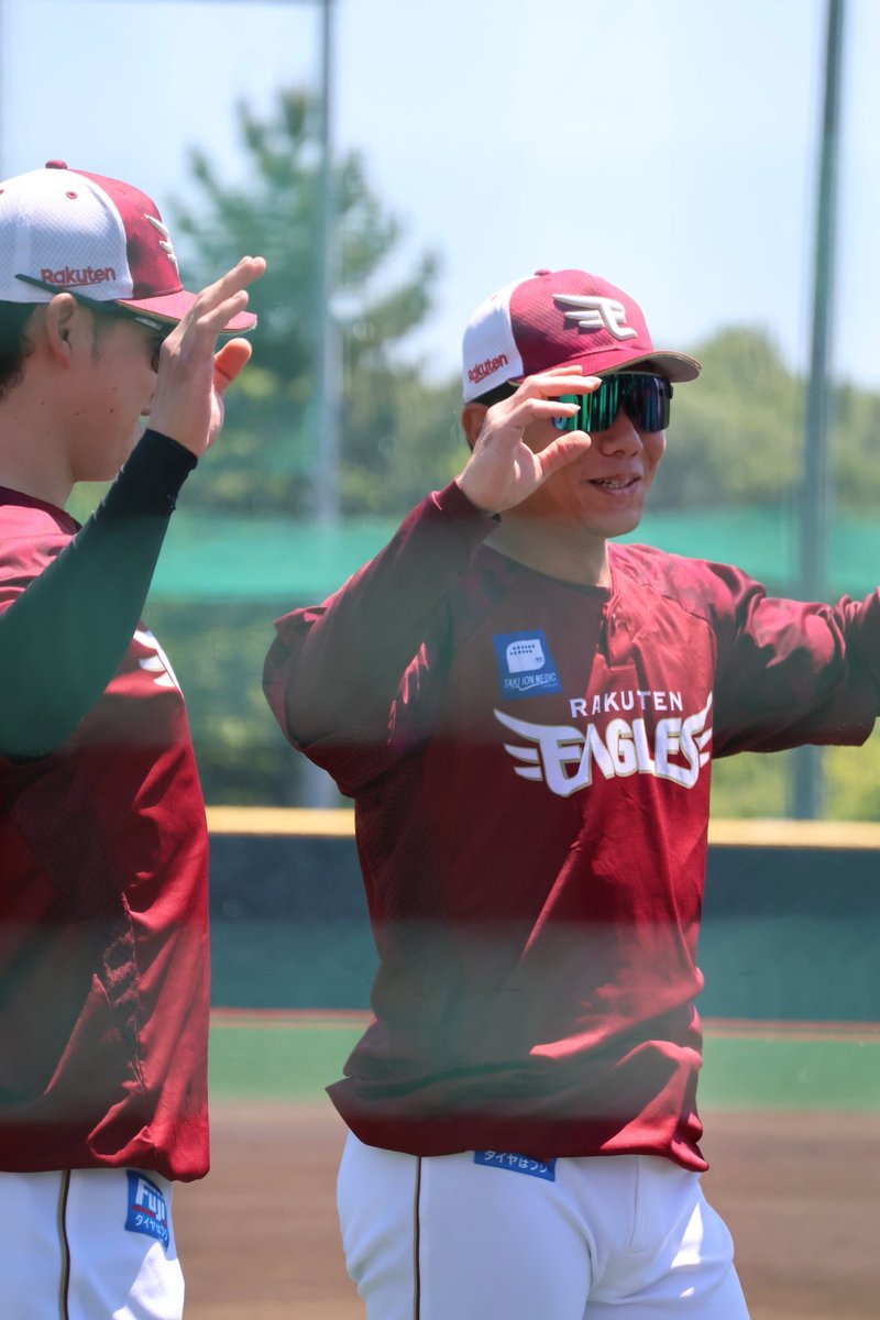はおい2人で嬉しい🎶
#伊藤裕季也 #田中和基
#RakutenEagles #ririri4_39