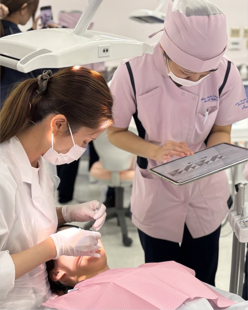 新大阪歯科技工士専門学校 tweet media