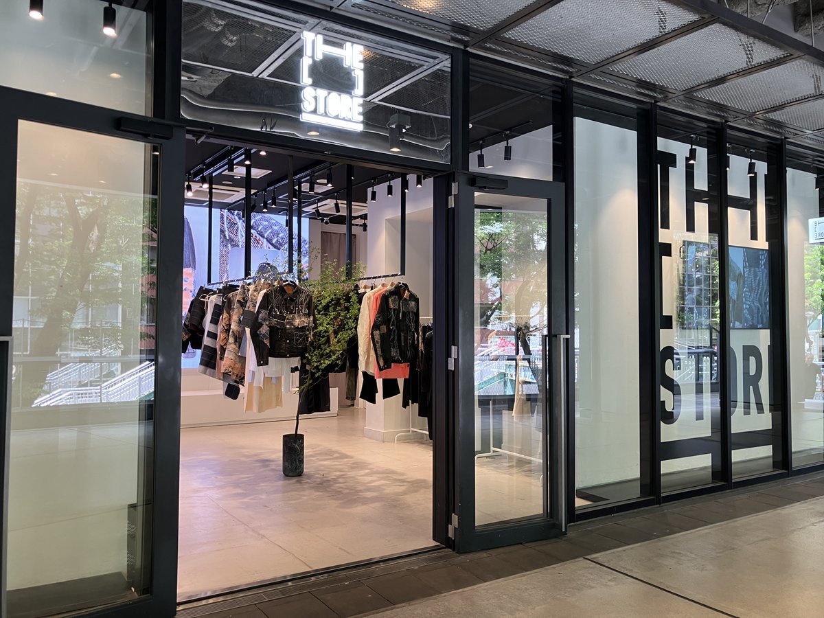 THE［　］STORE tweet media