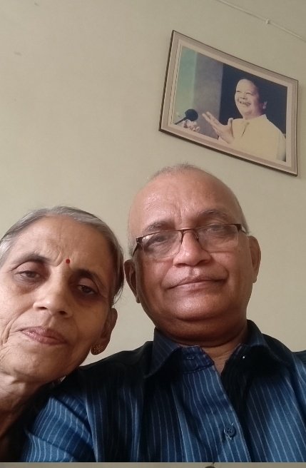 jayneshdesai's tweet photo. Anniversary complete 36 years https://t.co/NlDMZgZBsy