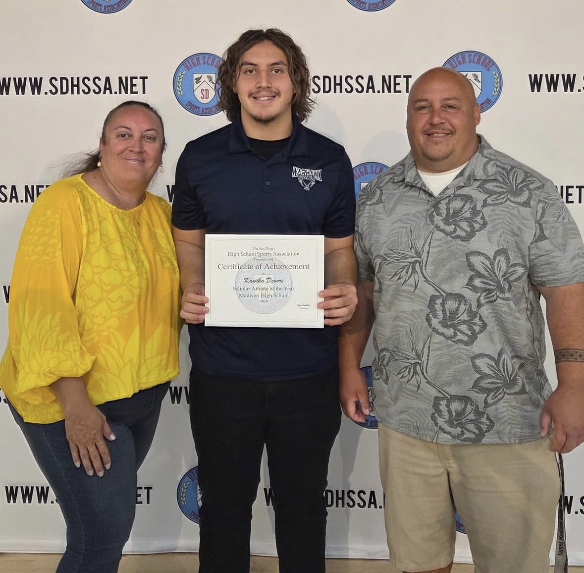 Kawika_56's tweet photo. Thank you San Diego High School Sports Association for recognizing me as @SDCC1955 Male Scholar Athlete of the Year for Madison High School.

@MadisonTAF @MadhouseFB @_WarhawkNATION_  @SDPrepInsider @SDPrepInsider @sdmesaathletics https://t.co/OUBvSnYGPI