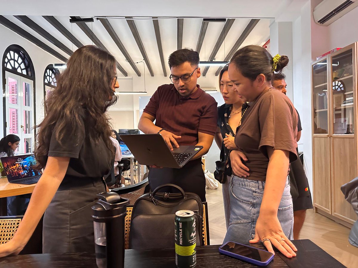 Superteam Singapore tweet media