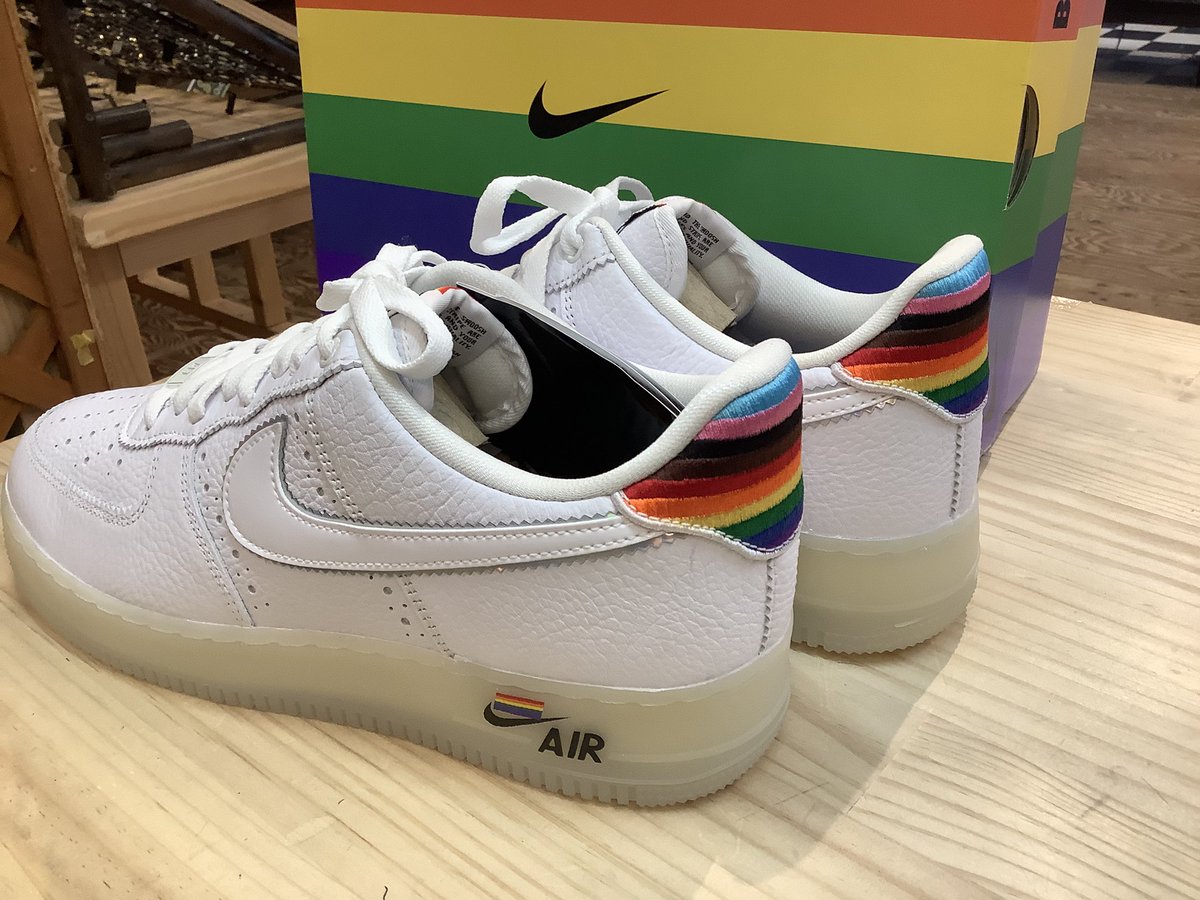 NIKE AIR FORCE 1 PS 