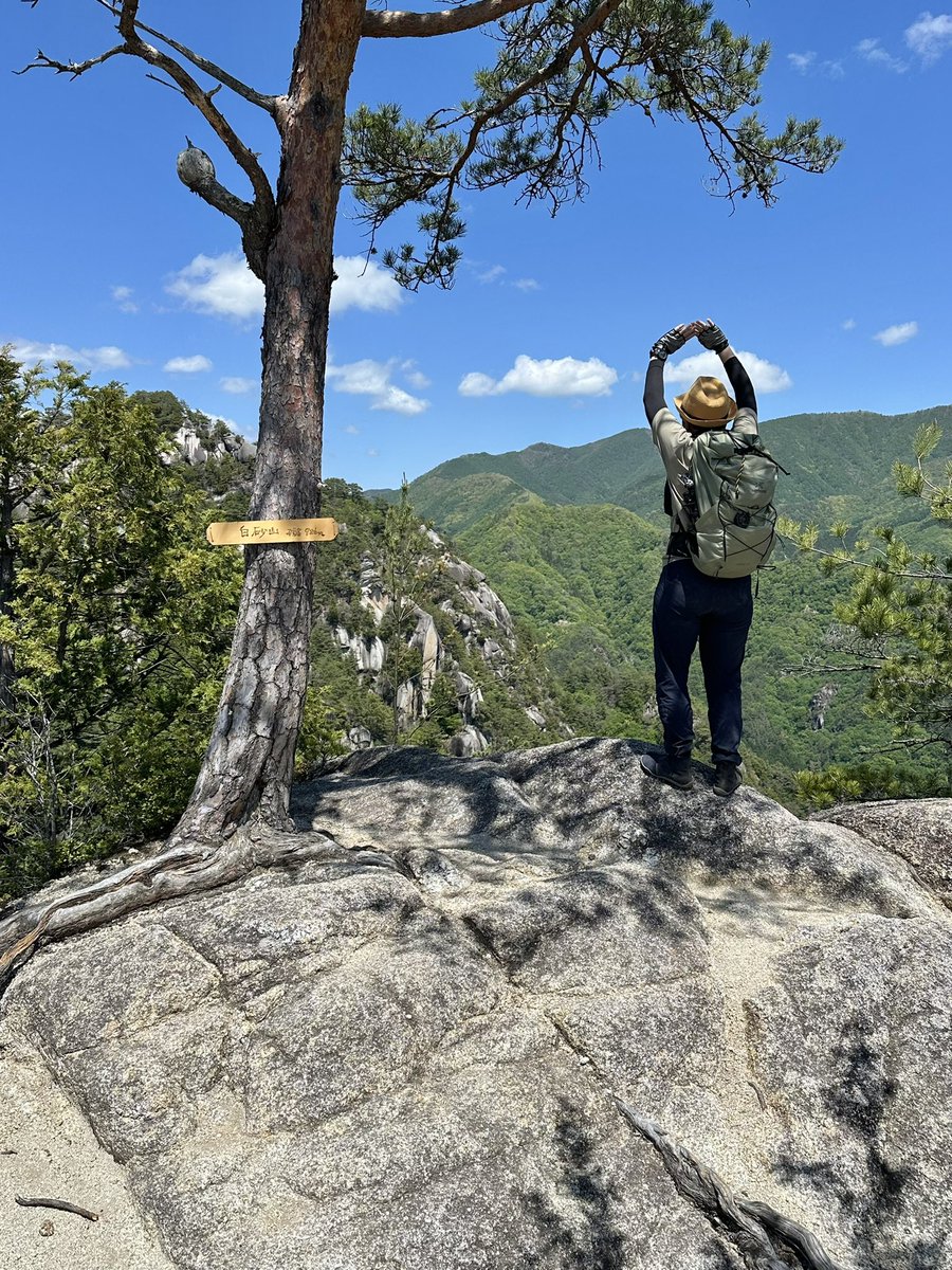 yukikoさん❤️4点 🪨🙆‍♀️⛰️