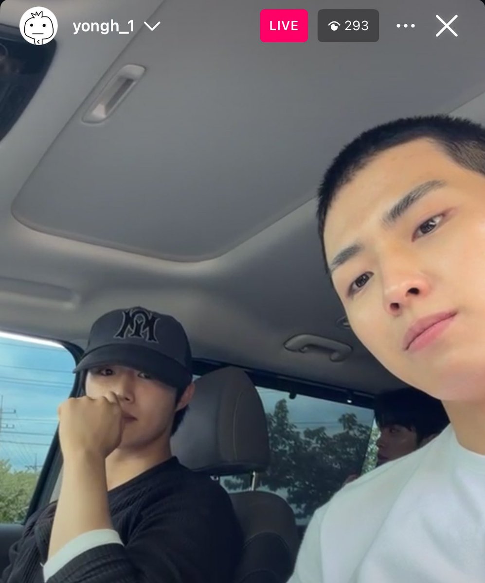 hyunsuk driving yonghee to the entrance and gonhun driving in the car in front of them 😭 NEVER SEPARATE MY FAMILY…