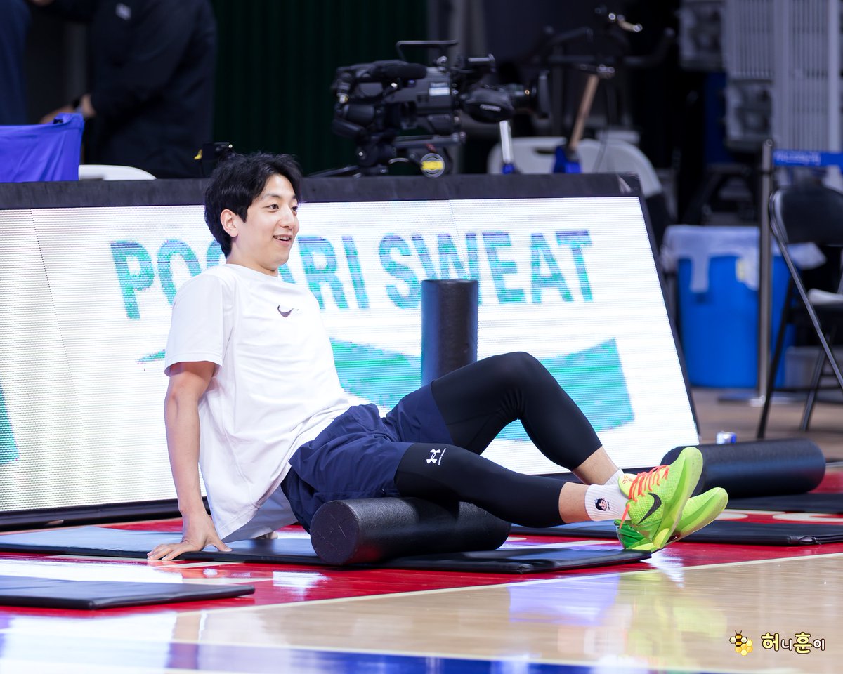 HEOnyHOONi's tweet photo. 📸 𝑯𝑶𝑶𝑵''𝒔 𝑴𝒐𝒎𝒆𝒏𝒕

📍 부산사직실내체육관
🗓 2026.05.10
🏀 부산 KCC vs 고양 소노

#허훈 #HeoHoon #hooni_moment
CC BY-NC-ND. https://t.co/3yw3PPOqd1