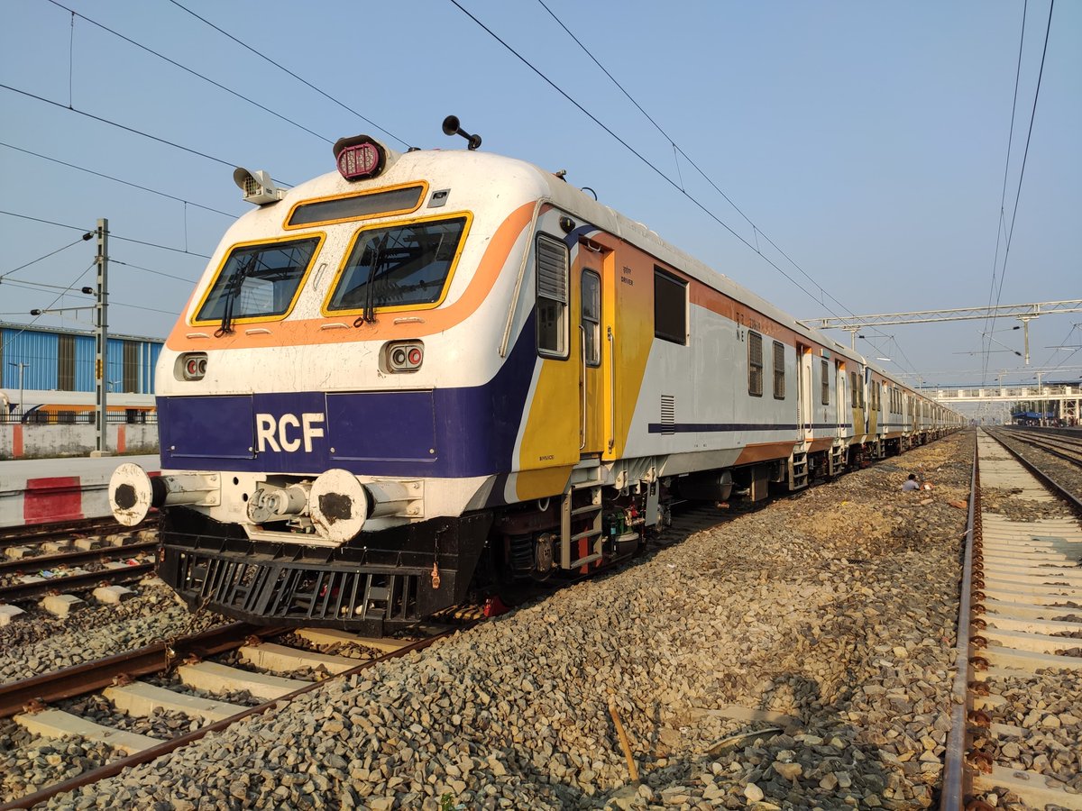 North Eastern Railway tweet media