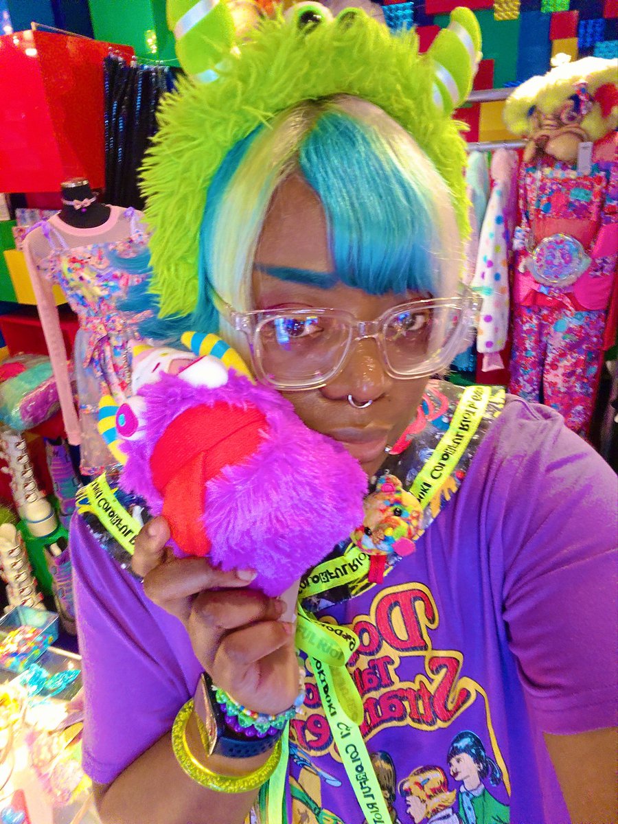 Greetings, Earthlings! 👽 Today I wanted to match all the monster