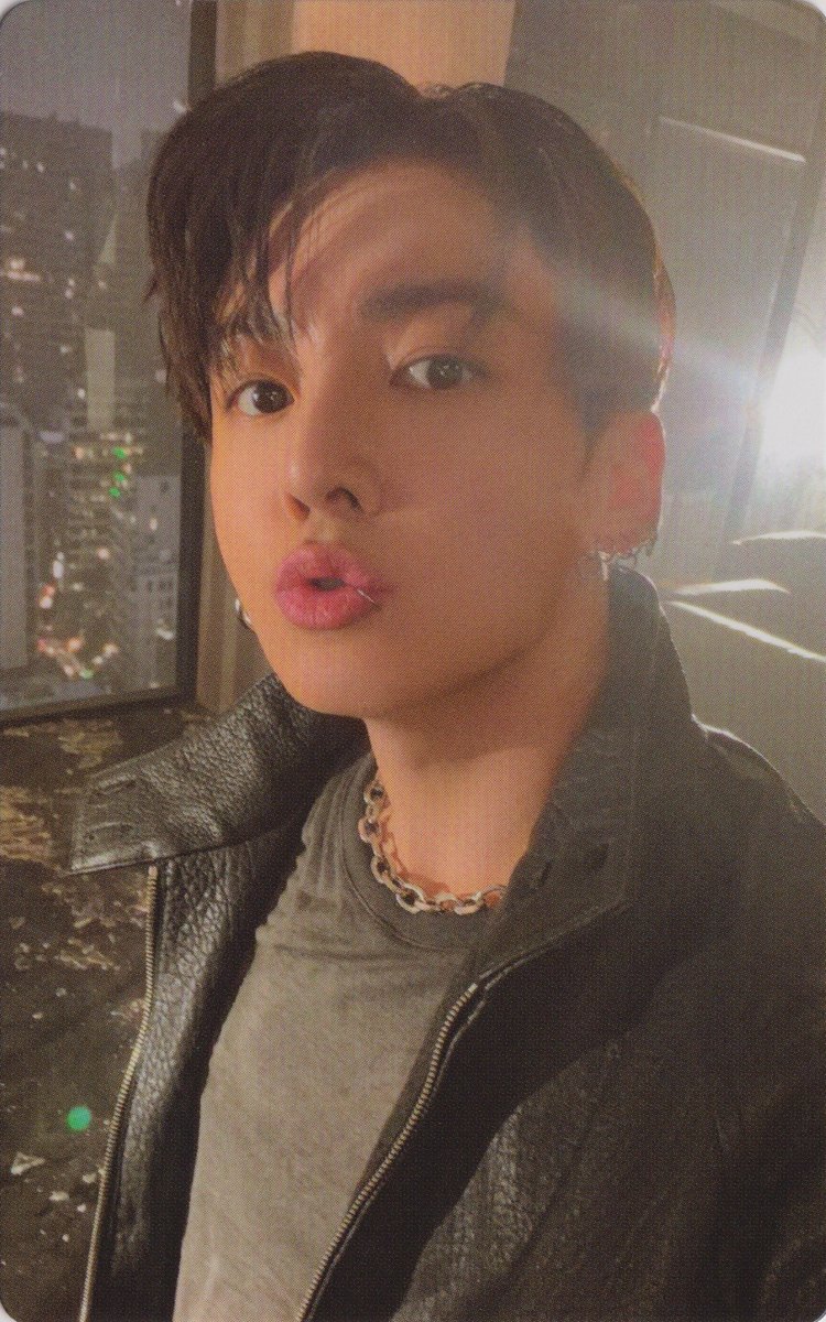 BTS FANCAFE tweet media