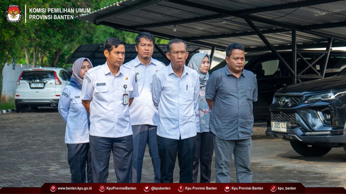 kpubanten's tweet photo. #TemanPemilih KPU Provinsi Banten menggelar Apel Pagi rutin di Sekretariat KPU Provinsi Banten, Senin (11/5/2026).

#KPUMelayani https://t.co/gRmuEN5Ck7