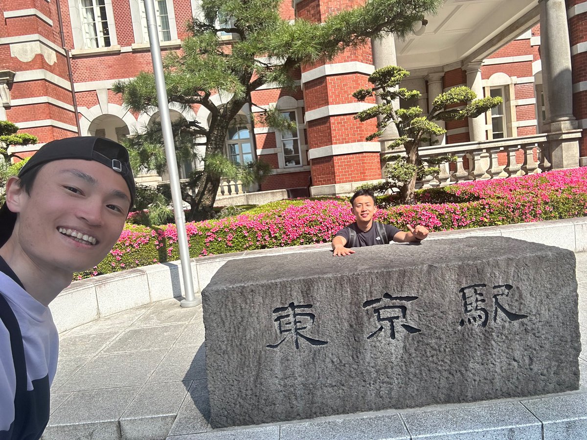 Yugyon0820's tweet photo. 最近天気が良いから
特に外が楽し過ぎる！！
体力もついてきて
昨日はチャリ往復2時間漕いで皇居行って
周りを10kmジョグしました！
お濠が遊泳OKだったらトライアスロン
しちゃうとこでしたよまったく！！ https://t.co/7oMKE1QMuS