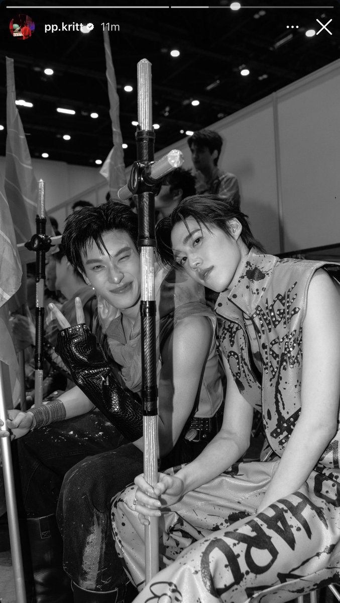 🌻𝙎𝙃𝙄𝙆𝘼🌻 tweet media