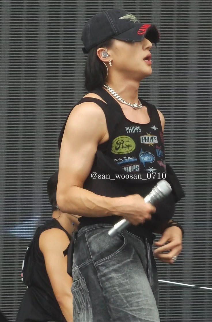 wy's left armpit (new) tweet media