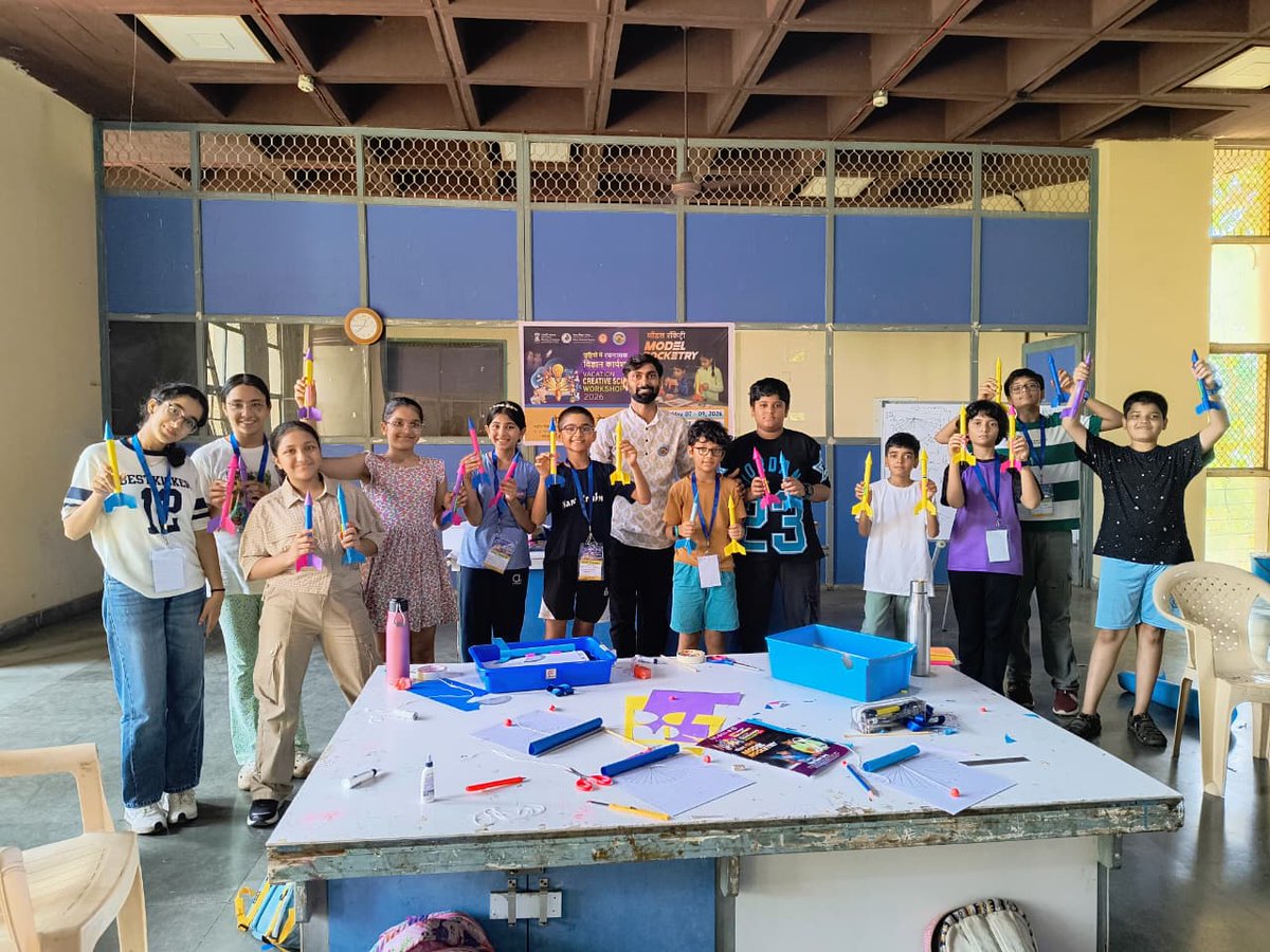 ncsmgoi's tweet photo. 🚀✨ Model Rocketry Workshop at Nehru Science Centre, Mumbai (NCSM)—participants explored the science of rocketry through hands-on model building, space gallery visits &amp; interactive activities.⚡

#ModelRocketry #SpaceLearning #NCSM #Mumbai https://t.co/7YnuxJ9zKD