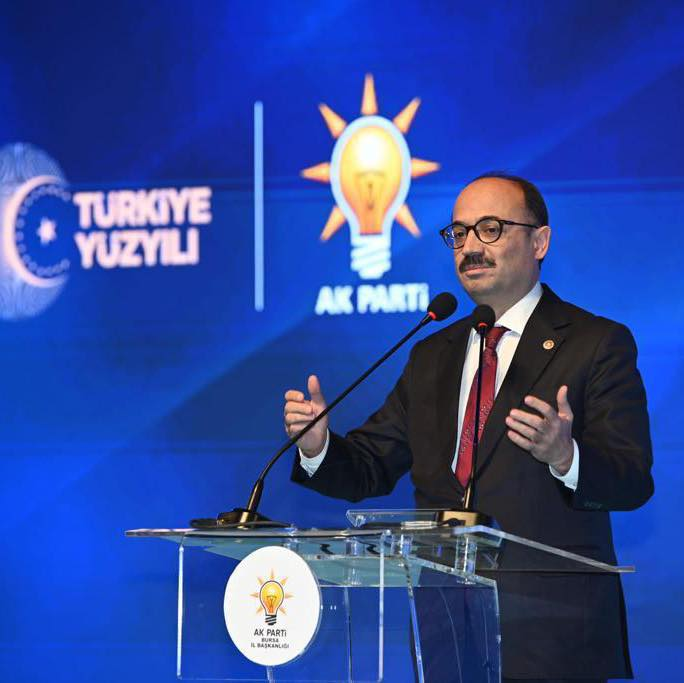 🔴 AK Parti Bursa Milletvekili Osman Mesten:

"Belediyeler ihaleyle çocuklarımızı parçalayan başıboş köpekler için tonlarca köpek yemi alıyor. 

Yabancı istihbarat örgütleri, yurt dışından fonlanan köpekçi dernekler ve sözde gazeteciler aile yapımıza dinamit yerleştiriyor.