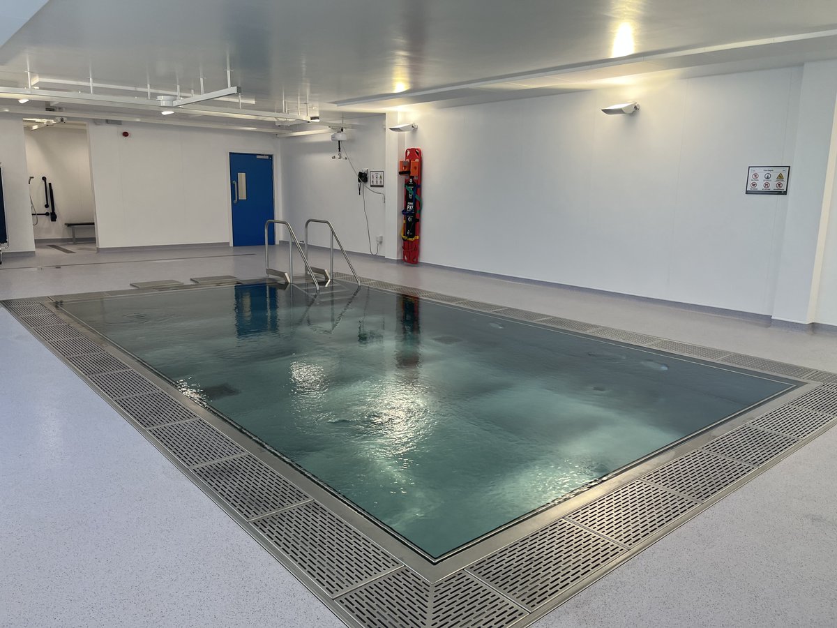 SwmPoolTraining's tweet photo. #STA pool plant operators course level 3 at David Lloyd #Leisure #Club #Chigwell IG7 6BQ, on Wed 24th - 26th June. This course gives you the necessary compliance and knowledge ensuring you can maintain a clear safe #swimming #Spa #pool info@pooltrainingservices.co.uk #Essex https://t.co/o4QaFURN3D
