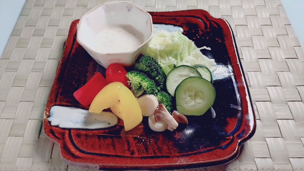AmenoPrincess's tweet photo. なんだかイタリアンで統一されました( ･∀･)
・豚ヒレ肉の香草パン粉焼き
・メカジキのアクアパッツァ風ホイル焼き
・温野菜バーニャ・カウダソース添え
#夕食 #晩ごはん #料理 #手料理 #おうちごはん #cooking #cookingram #food #foods #foodie #foodstagram https://t.co/QrefZBt9mL